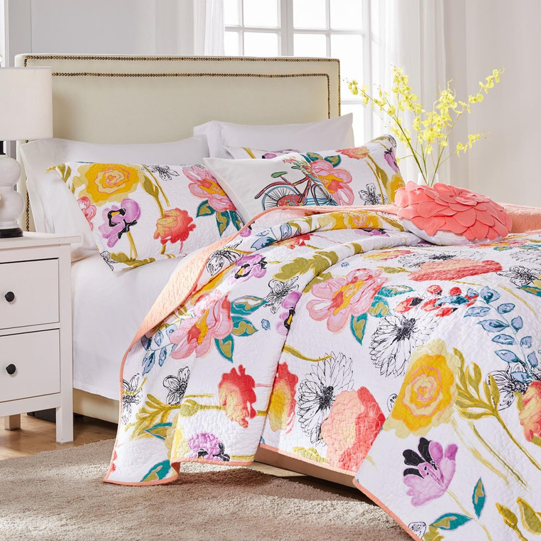 Watercolor Dream Quilt Collection -