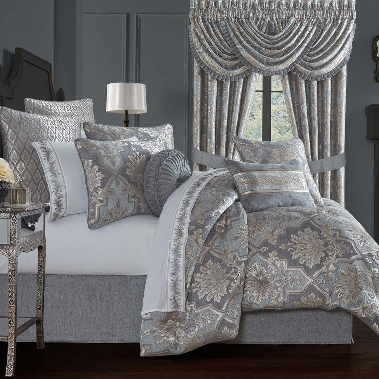 Woodhaven Powder Blue Comforter Set - 193842125427