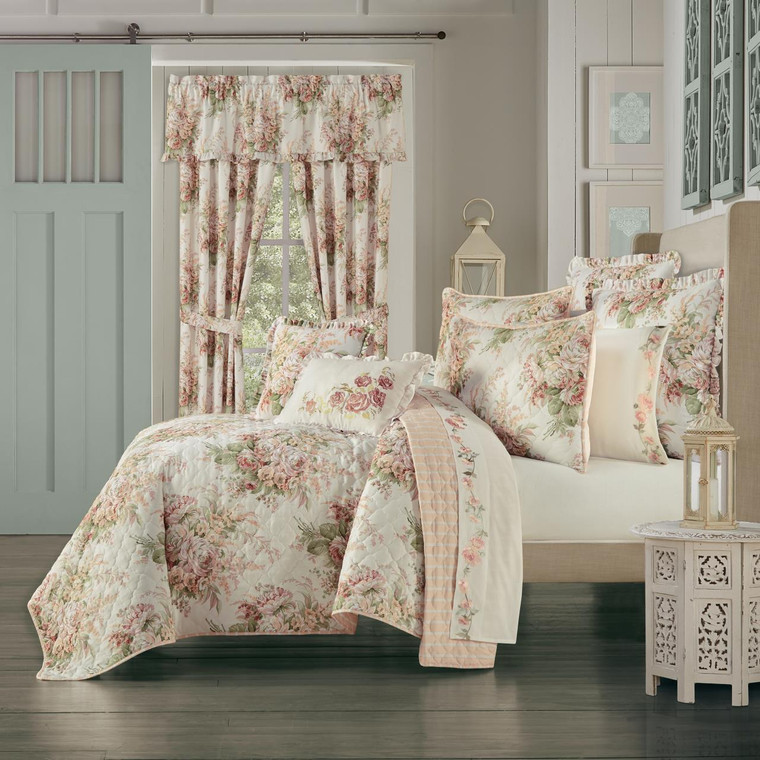 Estelle Coral Quilt Set - 193842126950
