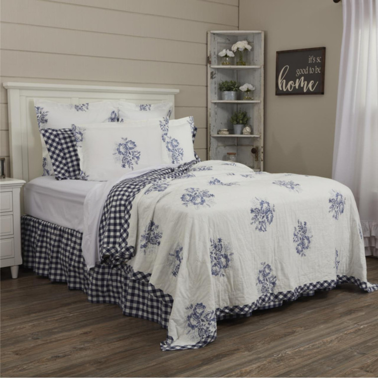 Lydia Bedding Collection -
