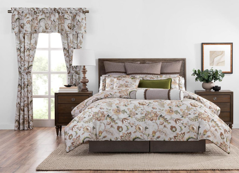 Esmeralda Bedding Collection -