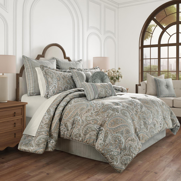Raine Aqua Bedding Collection -