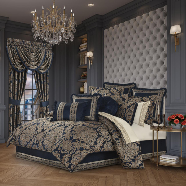 Monte Carlo Navy Comforter Set