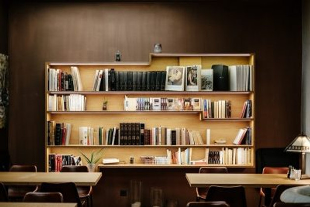 Selecting the Right Office Bookshelves