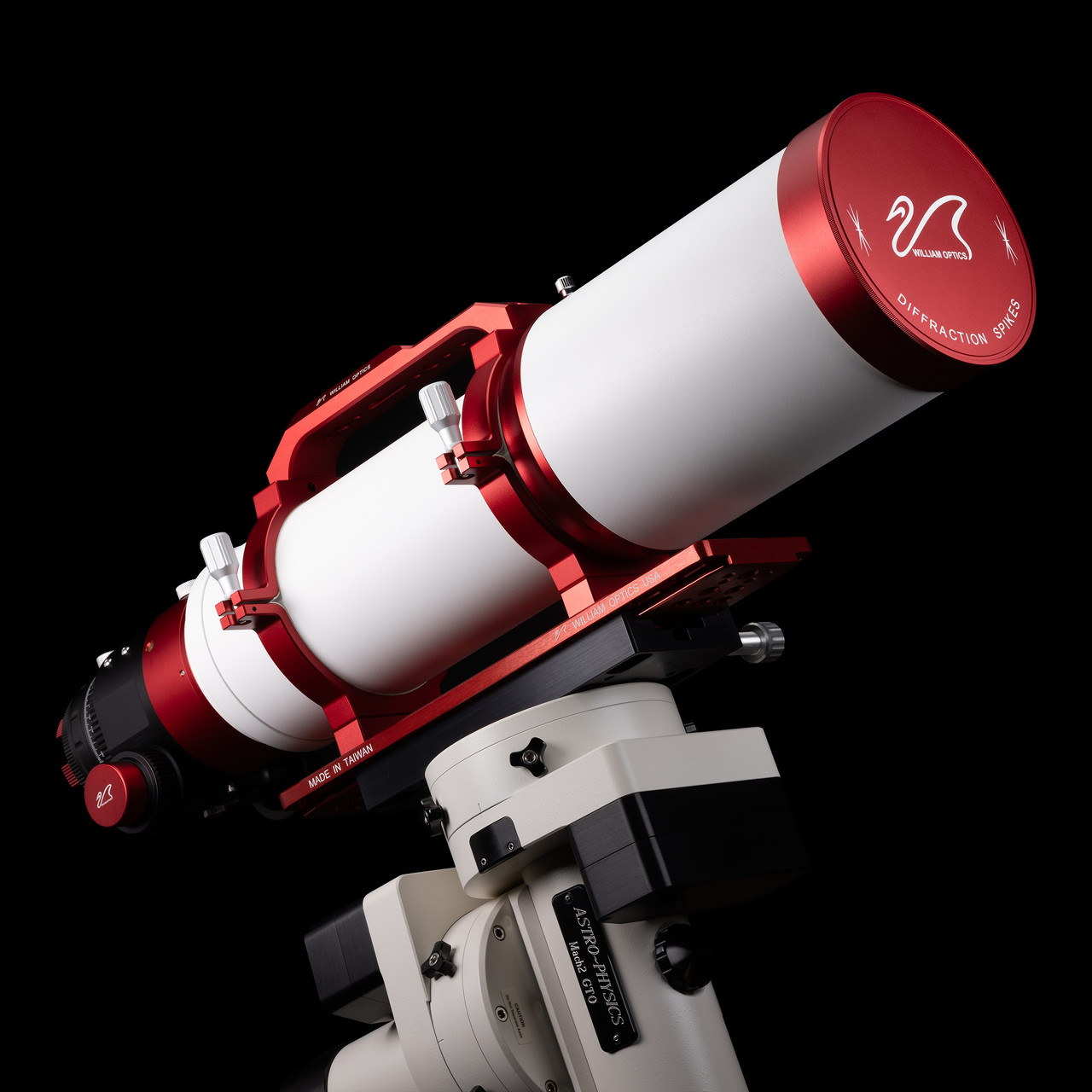William Optics FLT-132 IV f/6.9 Triplet APO with 3.7