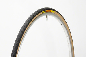 Panaracer Pasela Tire - 700 x 28, Clincher, Wire, Black/Amber