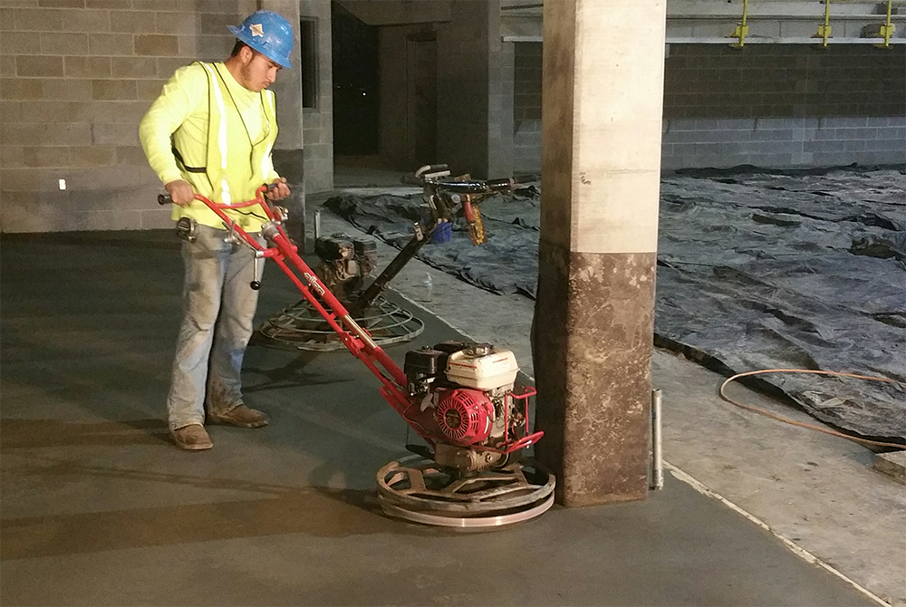 Allen Equipment Walk-Behind Trowel - PRO424E