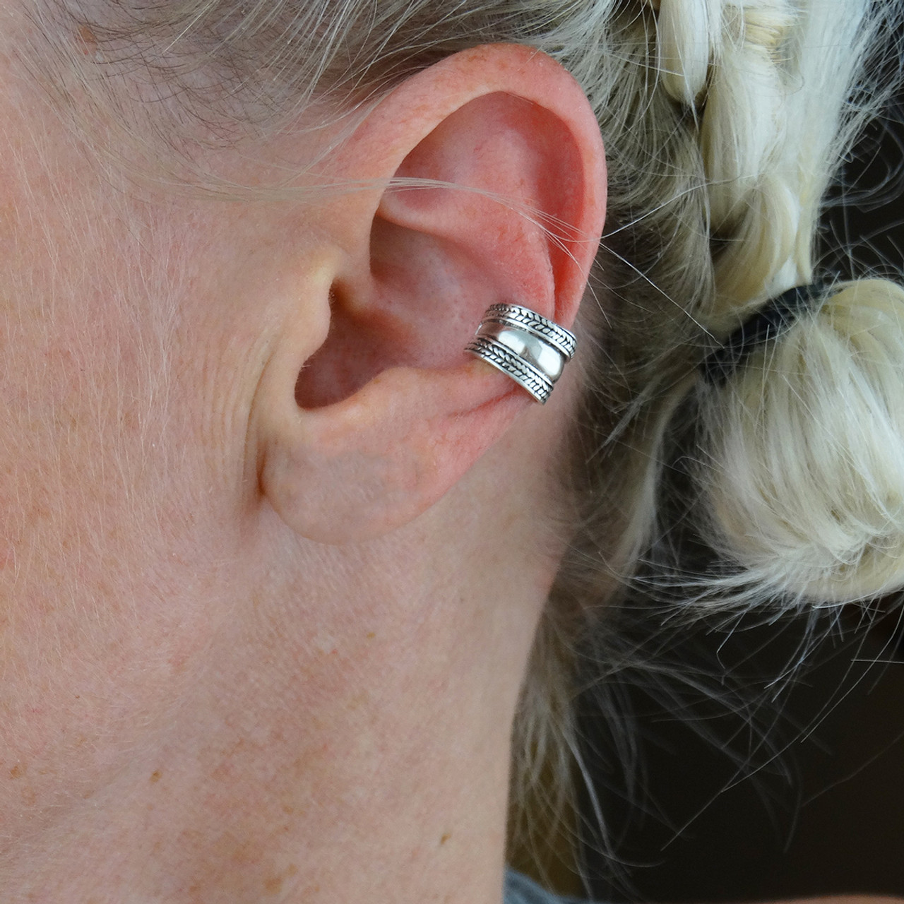 Bali Flower Stud Earrings Bali Earrings 925 Sterling Silver - Etsy | Flower  earrings studs, Stud earrings, Flower studs