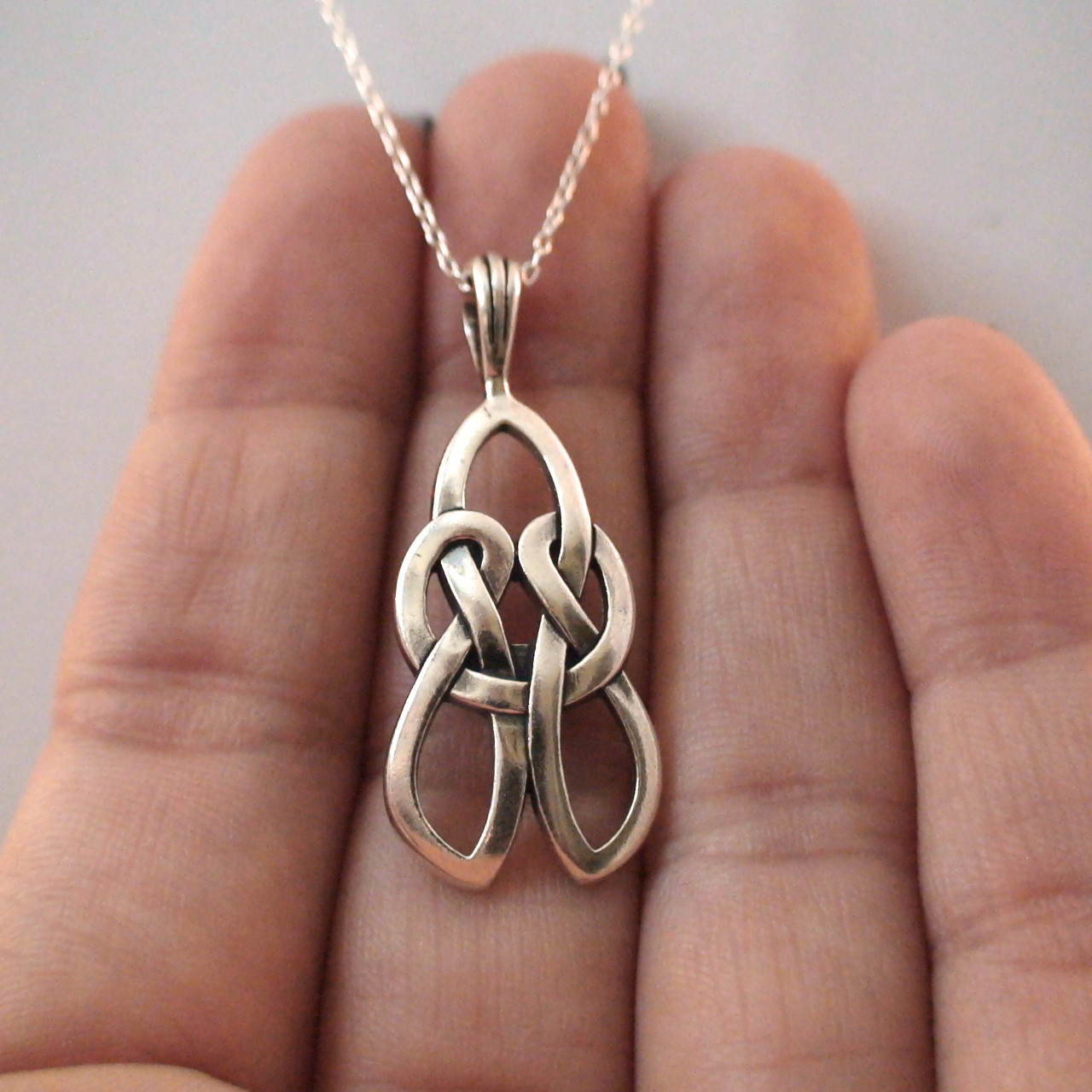 Opaal Hanger Cabochon uit Australië driehoekig, klein | Jalla Stones