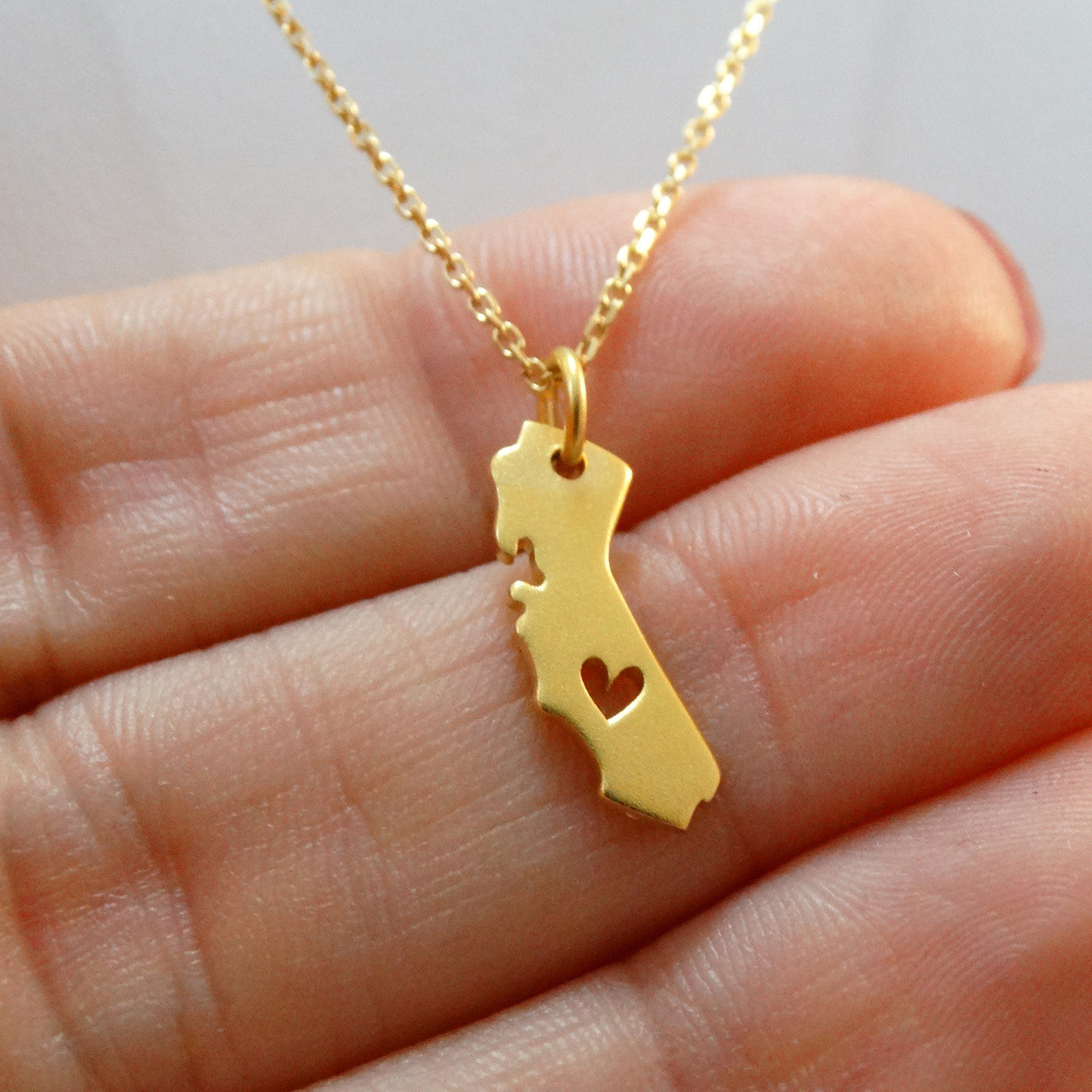 14k Yellow Gold California Berkeley Large Script 'Cal' Pendant - The Black  Bow Jewelry Company