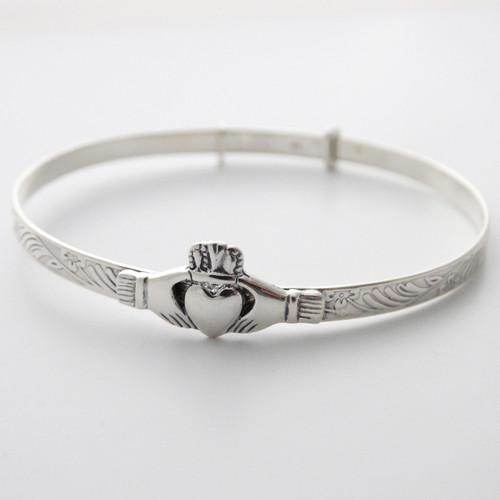 Claddagh Bangle Bracelet - 925 Sterling Silver Claddagh Bangle Bracelet - 925 Sterling Silver