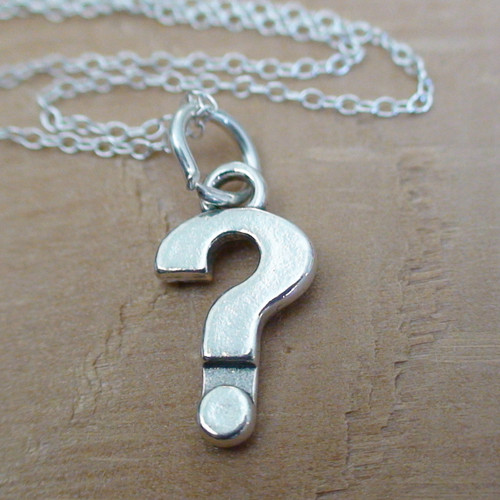 Silver Toned Etched Question Mark Pendant Necklace - Kiola Designs