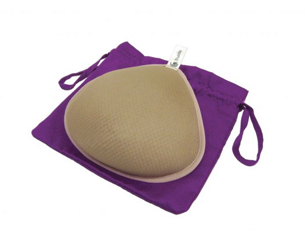 Trulife 630 swim and exercise mastectomy breast form in Nude size 4 Trulife 630 swim and exercise mastectomy breast form in Nude size 4