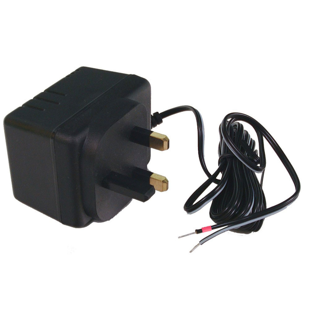 12VDC Transformer w/Tinned Leads for UK; HK; Singapore 12VDC Transformer w/Tinned Leads for UK; HK; Singapore