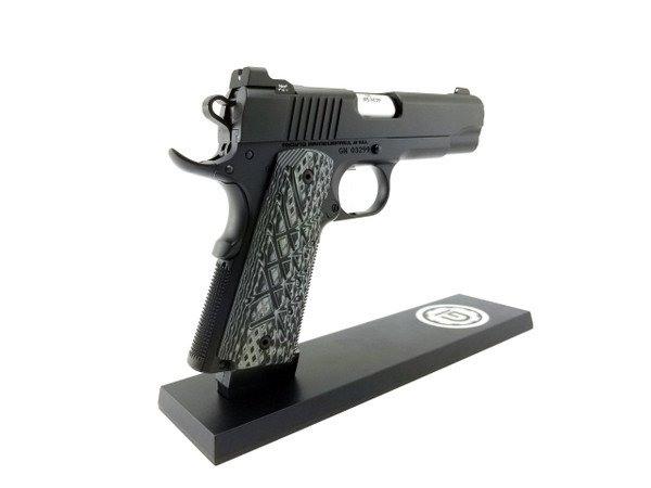 No Name Commander custom 1911 made by Guncrafter Industries in the USA. 