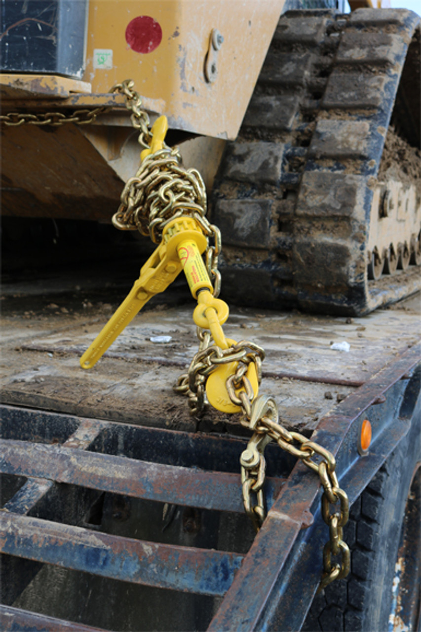 Grade 70 3/8″ x 25′ Chain w/Clevis Hooks Pail