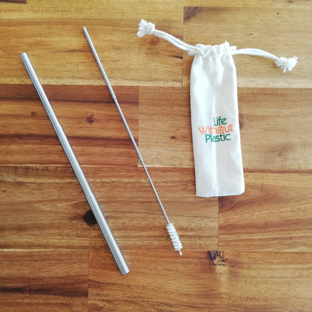 Introducing our Pocket-Sized Reusable Telescopic Straw Kit!