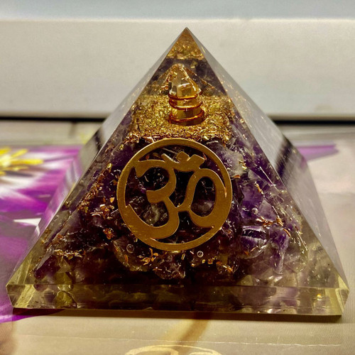 Orgonite Pyramid-Amethyst-1.1