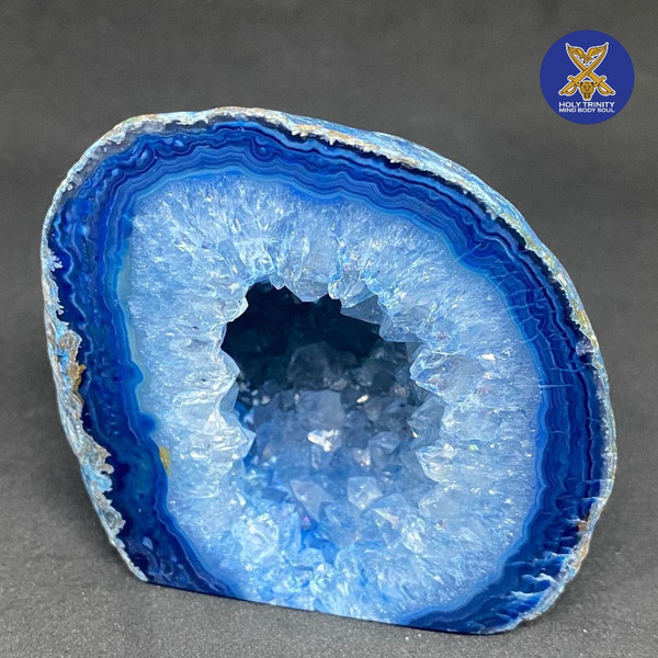 Agate Base Cut Geodes-51.70