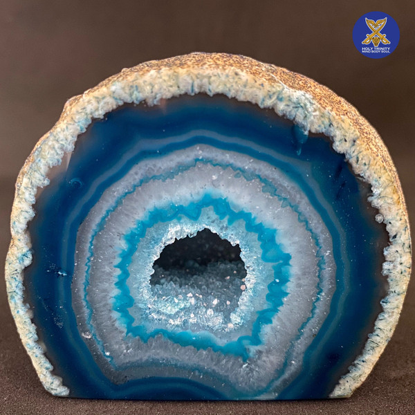 Agate Base Cut Geodes-52.12