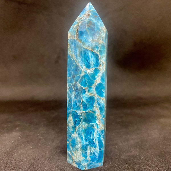 Apatite Crystal Generator Point-1.8