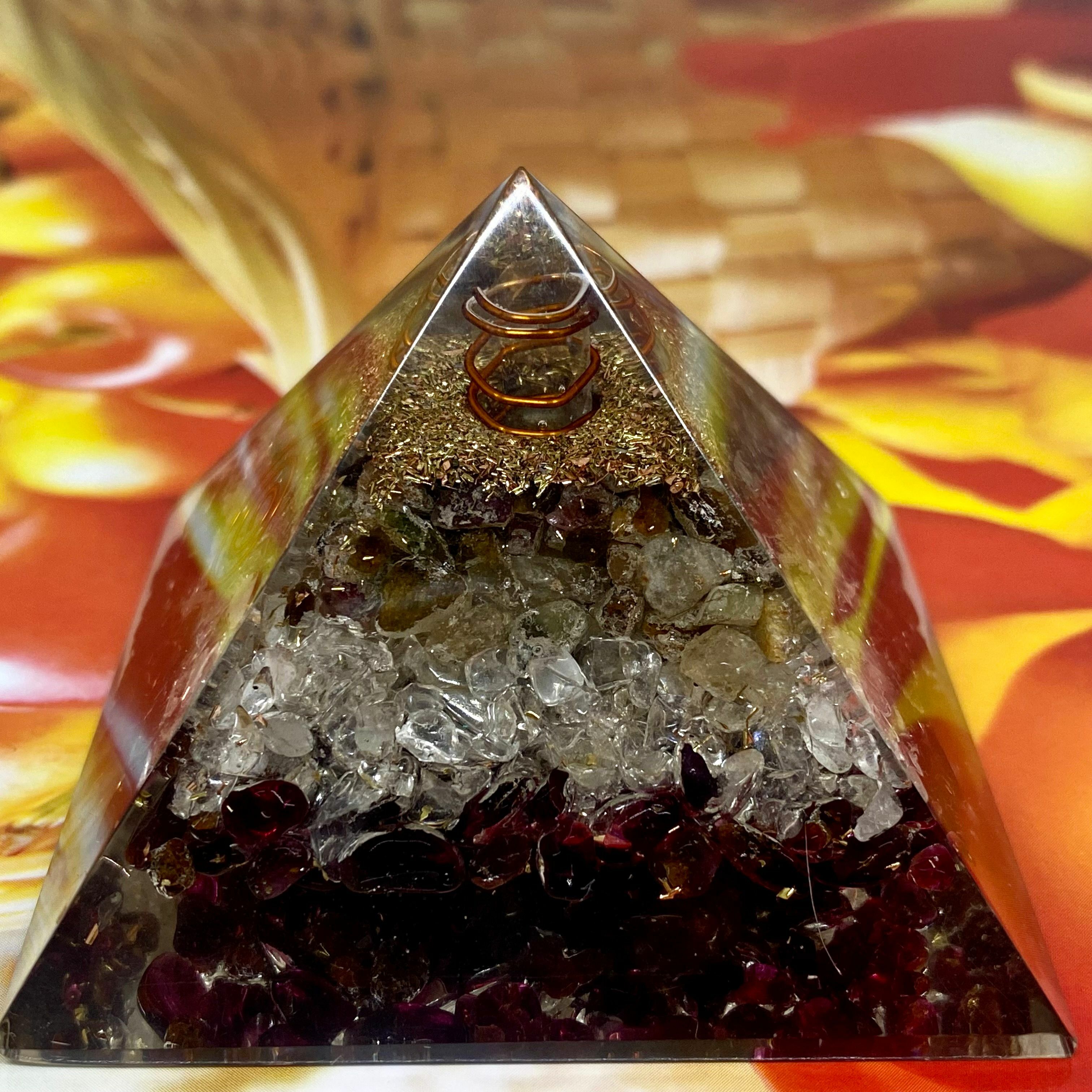 Garnet Crystal Pyramid Natural Garnet Pyramid Healing Pyramid Crystals –  DaVoice