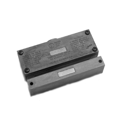Edwards Signaling 2804T-M High Security Magnetic Contact, SPDT, Explosion-Proof Triple Biased