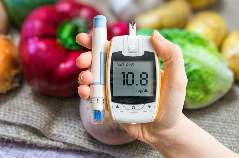 "No es normal" tener mucha sed, hambre y cansancio: Señales de la Diabetes