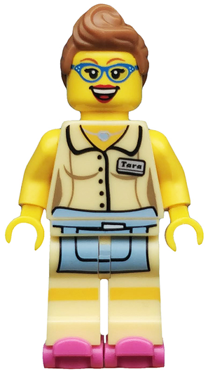COL11-13 LEGO® Diner Waitress