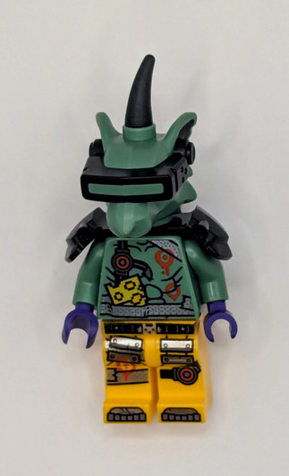 NJO573 LEGO® Hausner - Shoulder Armor with Scabbard