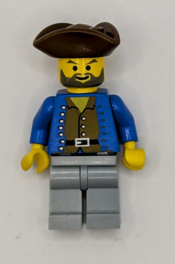 PI037 LEGO® Pirate Brown Shirt, Light Gray Legs, Brown Pirate Triangle Hat