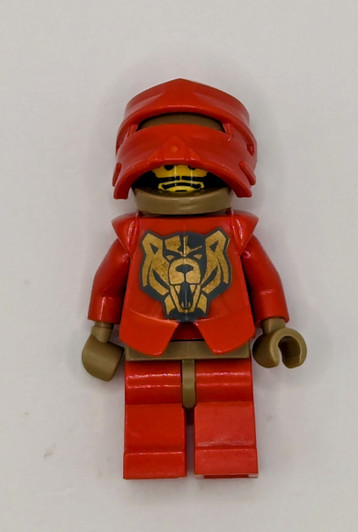 CAS267 LEGO® Knights Kingdom II - Santis with Gold Pattern Armor, Dark Tan Hands