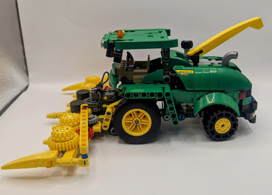 42168-U LEGO® John Deere 9700 Forage Harvester