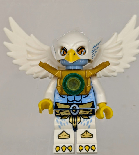 LOC014 LEGO® Ewar - Pearl Gold Armor