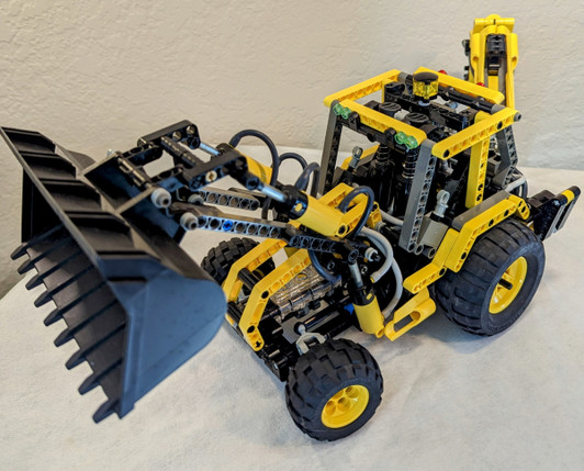 8455-U LEGO® Backhoe Loader (Retired) (Used)