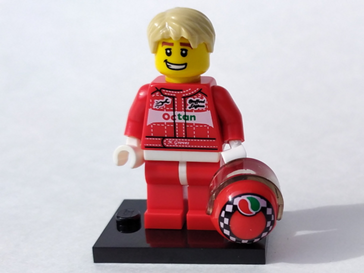 COL03-11 LEGO® Race Car Driver