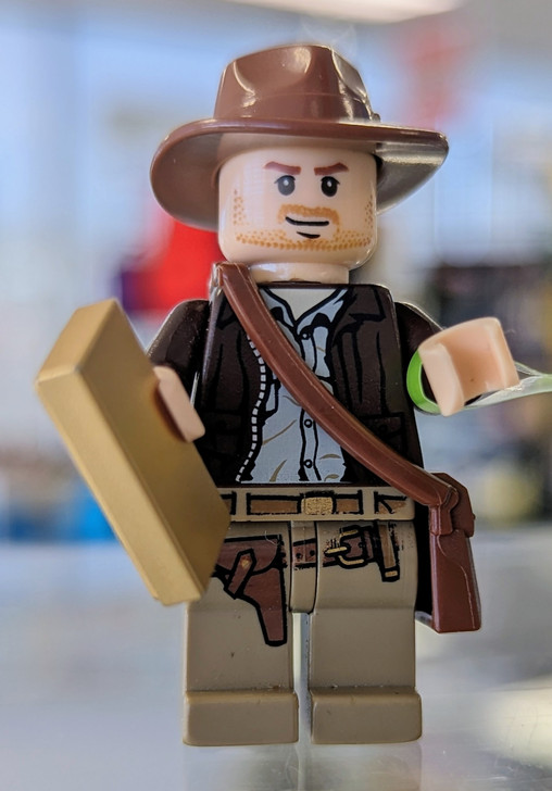 IAJ001 LEGO® Indiana Jones - Dark Brown Jacket, Reddish Brown Fedora, Closed Mouth Lopsided Grin