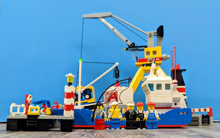 6541-U LEGO® Intercoastal Seaport (Retired)