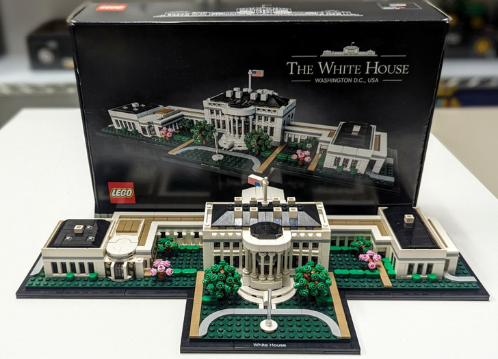 21054-U LEGO®  The White House (Retired)