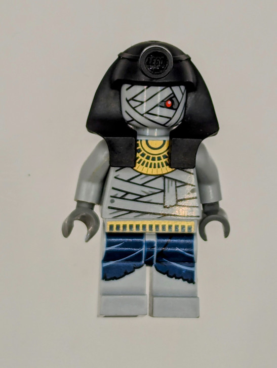 PHA003 LEGO® Mummy Warrior 1