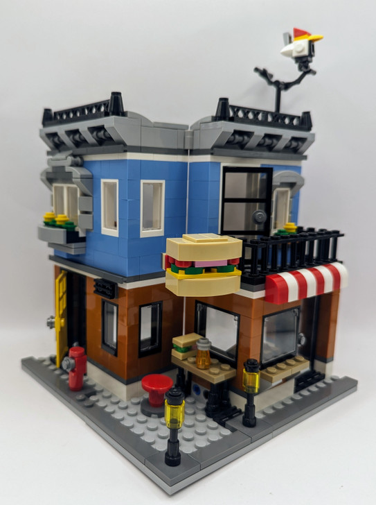 31050-U LEGO® Corner Deli (Retired)