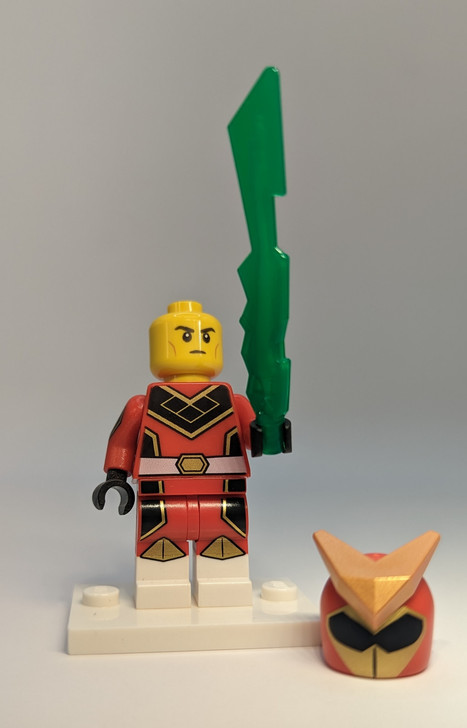 COL20-9 LEGO® Super Warrior