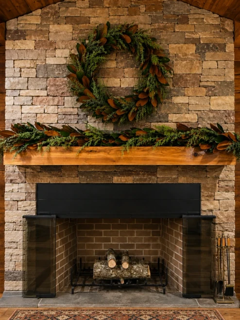 Fresh Sapphire Garland