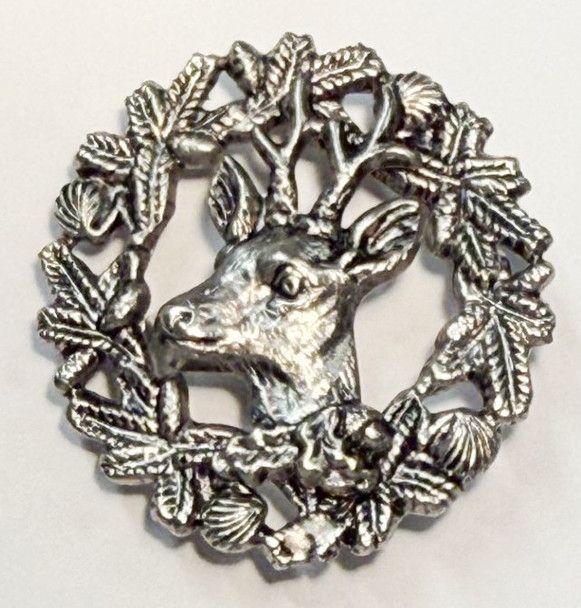 HP8907 Buck in Wreath