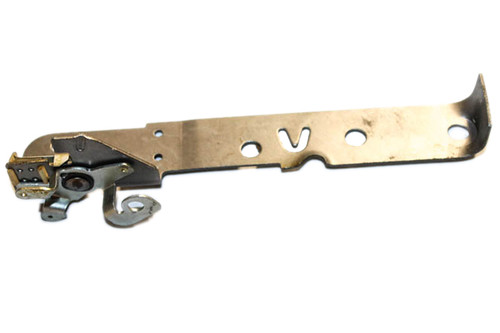 299974 BRACKET-CONTROL Briggs & Stratton Engine Parts (BS-299974)