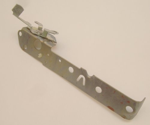 299975 BRACKET-CONTR Briggs & Stratton Engine Parts (BS-299975)