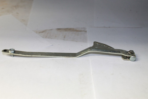 496082 GOVERNOR CONT Briggs & Stratton Engine Parts (BS-496082)