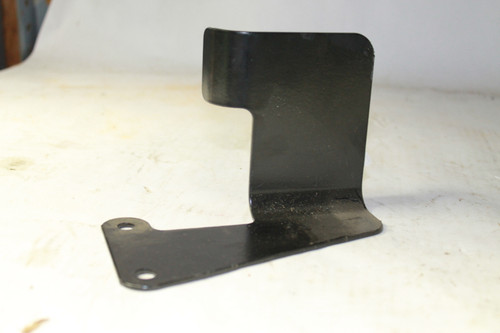 690443 BRACKET-FUEL, for model "28" L-Head engines Briggs & Stratton Engine Parts (BS-690443)