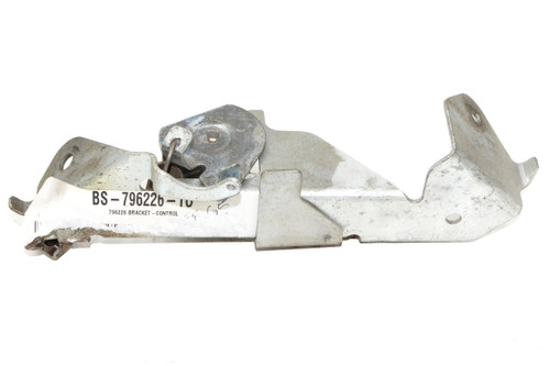 796226 BRACKET-CONTROL TAKEN OFF NEW ENGINE (BS-796226-D1)