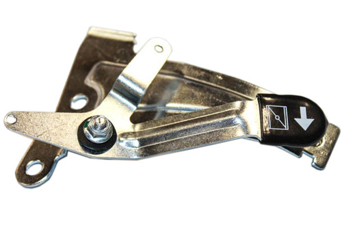 Bell Crank off of engine 386447-3048 (BS-808753) Bell Crank off of engine 386447-3048 (BS-808753)